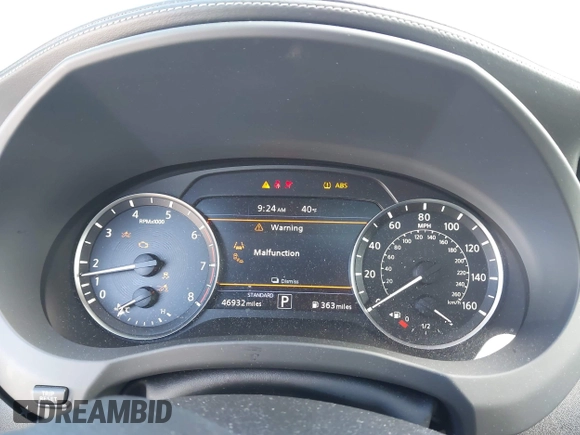 2022 Infiniti QX55 Luxe z VIN 3PCAJ5J3XNF101207, wystawiony jako IAAI lot #41640434 z przebiegiem 46 932 mil mil oraz . Historia ofert i sprzedaży dostępna na DreamBid. Obrazek 7.
