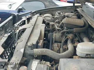 2009 Chevrolet Silverado 3500HD с VIN 1GBHK83699F159061, выставлен на аукционе IAAI как лот 41982560 с пробегом 352 309 миль миль и . История ставок и продаж доступна на DreamBid. Изображение 18.