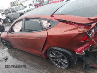 2021 Tesla Model S Plaid z VIN 5YJSA1E64MF441923, wystawiony jako IAAI lot #41465456 z przebiegiem Nie podano mil oraz . Historia ofert i sprzedaży dostępna na DreamBid. Obrazek 14.