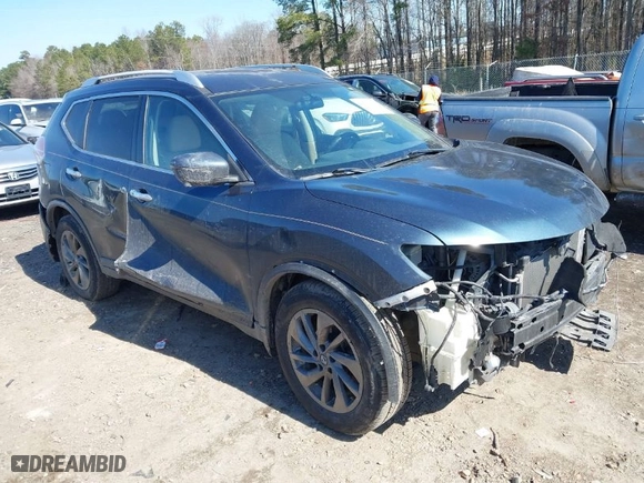 2016 Nissan Rogue SV with VIN KNMAT2MT8GP718652, listed as a IAAI auction lot 41633293 with 134,075 mi miles. Bid and sale history available at carsss.com. Image 1.
