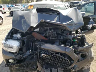 2018 Toyota Tacoma SR with VIN 3TMCZ5ANXJM175106, listed as a Copart auction lot 75247994 with 70,347 mi miles and Salvage Title. Bid and sale history available at carsss.com. Image 12.
