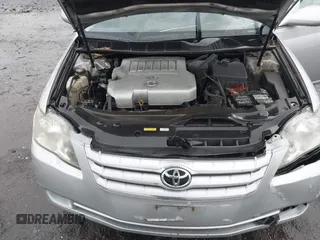 2007 Toyota Avalon XL with VIN 4T1BK36B47U208796, listed as a IAAI auction lot 42008744 with 250,000 mi miles. Bid and sale history available at carsss.com. Image 10.