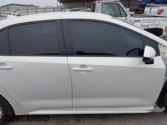 2020 Toyota Corolla LE with VIN JTDEPRAE7LJ073655, listed as a IAAI auction lot 41517910 with 83,251 mi miles. Bid and sale history available at carsss.com. Image 14.