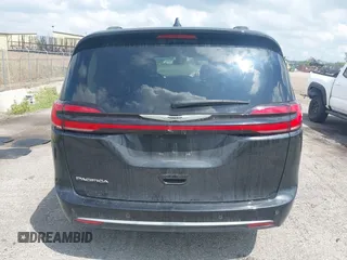 2022 Chrysler Pacifica Touring L z VIN 2C4RC1BG3NR146081, wystawiony jako IAAI lot #42271689 z przebiegiem 44 602 mil mil oraz . Historia ofert i sprzedaży dostępna na DreamBid. Obrazek 16.