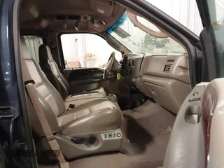 2004 Ford Excursion Eddie Bauer с VIN 1FMSU45P54EC74728, выставлен на аукционе IAAI как лот 41269722 с пробегом 372 635 миль миль и . История ставок и продаж доступна на DreamBid. Изображение 5.