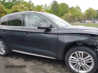 2019 Audi Q5 Premium Plus with VIN WA1BNAFY4K2038765, listed as a IAAI auction lot 42042264 with 58,557 mi miles. Bid and sale history available at carsss.com. Image 13.