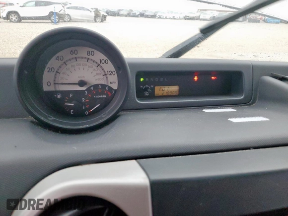 2005 Scion xB z VIN JTLKT324650211104, wystawiony jako Copart lot #55866455 z przebiegiem 210 908 mil mil oraz Szkoda całkowita • Salvage title. Historia ofert i sprzedaży dostępna na DreamBid. Obrazek 9.