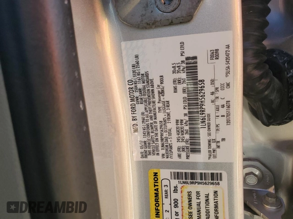 2017 Lincoln Continental Reserve z VIN 1LN6L9RP9H5629658, wystawiony jako Copart lot #58175245 z przebiegiem 91 197 mil mil oraz Szkoda całkowita • Salvage title. Historia ofert i sprzedaży dostępna na DreamBid. Obrazek 12.