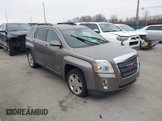 2011 GMC Terrain SLE-2 with VIN 2CTFLSE54B6310524, listed as a IAAI auction lot 41215197 with 209,043 mi miles. Bid and sale history available at carsss.com. Image 1.