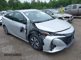 2017 Toyota Prius Plus with VIN JTDKARFP4H3060484, listed as a IAAI auction lot 42501885 with 147,724 mi miles and . Bid and sale history available at DreamBid. Image 1.