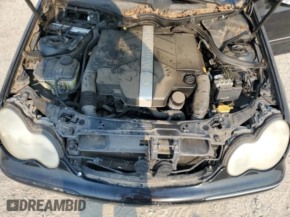 2002 Mercedes-Benz C 230/260/280/320 с VIN WDBRF61JX2F273543, выставлен на аукционе Copart как лот 64658185 с пробегом Не указан миль и Чистый • Clean title. История ставок и продаж доступна на DreamBid. Изображение 11.