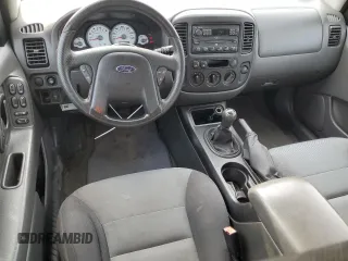 2005 Ford Escape XLS Value with VIN 1FMYU02Z35KB25309, listed as a Copart auction lot 50979315 with 117,908 mi miles and Salvage title. Bid and sale history available at DreamBid. Image 8.