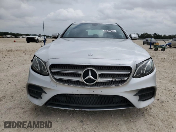 2017 Mercedes-Benz E 300 Luxury with VIN WDDZF4KB9HA111394, listed as a Copart auction lot 54847815 with 130,269 mi miles and Clean Title. Bid and sale history available at DreamBid. Image 5.