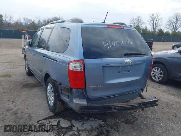 2010 Kia Sedona LX with VIN KNDMG4C36A6326605, listed as a IAAI auction lot 41902646 with 0 mi miles. Bid and sale history available at carsss.com. Image 3.