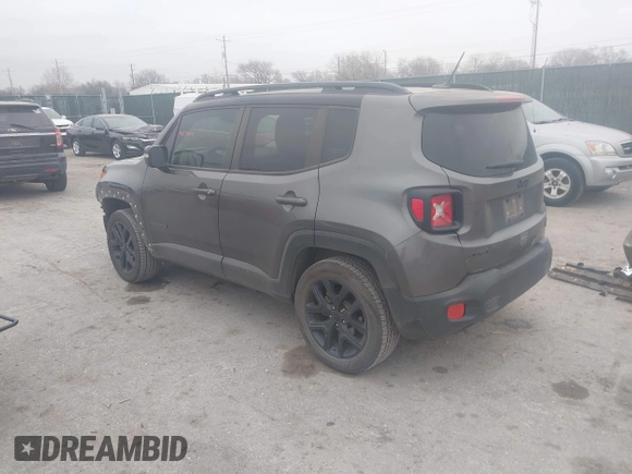 2016 Jeep Renegade Latitude with VIN ZACCJBBT7GPC87306, listed as a IAAI auction lot 41078571 with 75,549 mi miles. Bid and sale history available at carsss.com. Image 3.