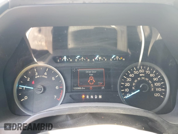 2018 Ford F-150 XL with VIN 1FTFW1E5XJFA09466, listed as a Copart auction lot 55461845 with 123,366 mi miles and Salvage title. Bid and sale history available at DreamBid. Image 9.