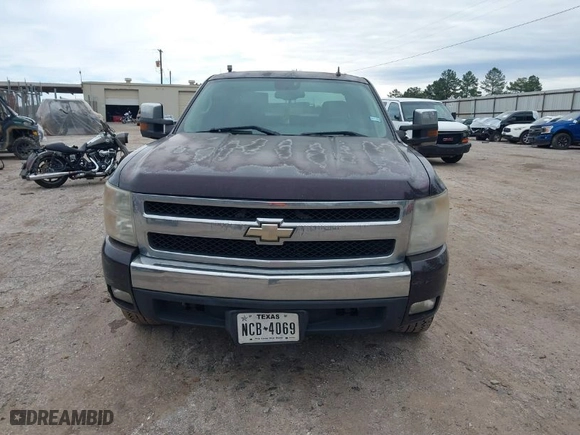 2008 Chevrolet Silverado 1500 LTZ with VIN 2GCEC13Y281121522, listed as a IAAI auction lot 41636172 with 274,769 mi miles. Bid and sale history available at carsss.com. Image 12.