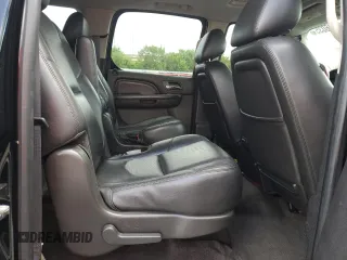 2014 Cadillac Escalade ESV Luxury z VIN 1GYS4HEF8ER211646, wystawiony jako Copart lot #61066035 z przebiegiem 218 137 mil mil oraz Czysty tytuł • Clean title. Historia ofert i sprzedaży dostępna na DreamBid. Obrazek 11.