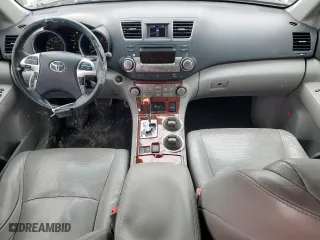 2011 Toyota Highlander Limited with VIN 5TDYK3EHXBS047727, listed as a Copart auction lot 45052425 with 208,059 mi miles and Clean Title. Bid and sale history available at carsss.com. Image 8.