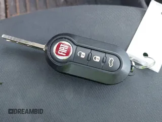 2013 FIAT 500 Pop с VIN 3C3CFFAR2DT689547, выставлен на аукционе IAAI как лот 41897928 с пробегом 112 377 миль миль и . История ставок и продаж доступна на DreamBid. Изображение 11.