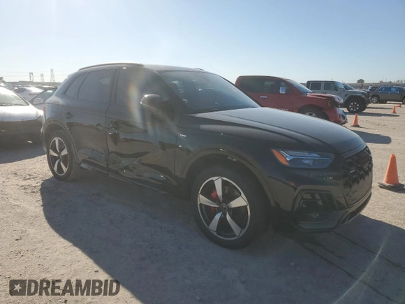 2024 Audi Q5 S line Premium Plus with VIN WA1EAAFY2R2050674, listed as a Copart auction lot 47789555 with 2,275 mi miles and Salvage Title. Bid and sale history available at carsss.com. Image 4.
