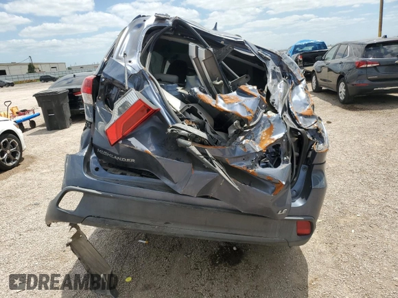 2018 Toyota Highlander LE with VIN 5TDZZRFH6JS269715, listed as a Copart auction lot 51054665 with Not provided miles and Non repairable. Bid and sale history available at DreamBid. Image 6.
