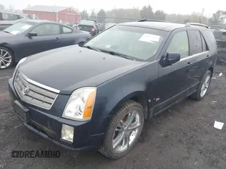 2005 Cadillac SRX with VIN 1GYEE63A650152302, listed as a IAAI auction lot 42010138 with 101,831 mi miles. Bid and sale history available at carsss.com. Image 2.