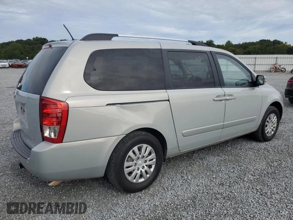 2012 Kia Sedona LX with VIN KNDMG4C77C6456849, listed as a Copart auction lot 69638314 with 206,434 mi miles and Salvage Title. Bid and sale history available at carsss.com. Image 3.