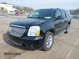 2012 GMC Yukon XL Denali with VIN 1GKS2MEF2CR252084, listed as a IAAI auction lot 41802335 with 88,958 mi miles. Bid and sale history available at carsss.com. Image 19.