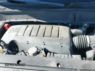 2009 Chevrolet Traverse LTZ z VIN 1GNER33D89S180767, wystawiony jako IAAI lot #43521402 z przebiegiem 117 605 mil mil oraz . Historia ofert i sprzedaży dostępna na DreamBid. Obrazek 12.