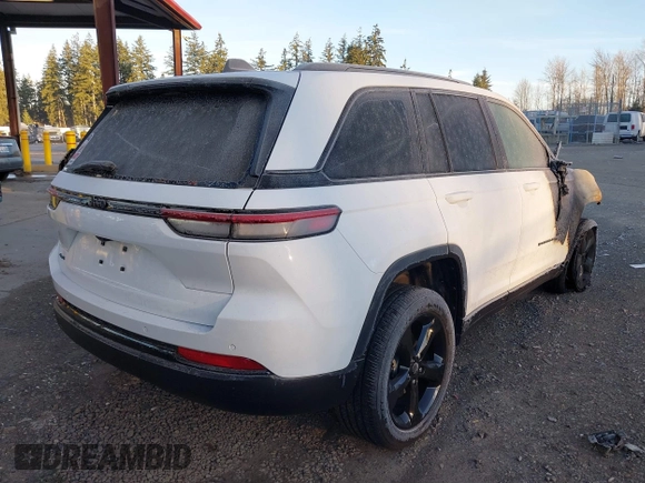 2023 Jeep Grand Cherokee Altitude с VIN 1C4RJHAG9PC568917, выставлен на аукционе IAAI как лот 41397112 с пробегом Не указан миль и . История ставок и продаж доступна на DreamBid. Изображение 4.