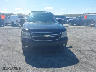 2011 Chevrolet Avalanche LT with VIN 3GNTKFE36BG278100, listed as a IAAI auction lot 41993325 with 246,808 mi miles. Bid and sale history available at carsss.com. Image 12.