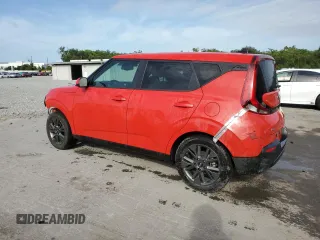 2020 Kia Soul EX with VIN KNDJ33AU2L7008532, listed as a Copart auction lot 54302775 with 40,033 mi miles and Salvage Title. Bid and sale history available at carsss.com. Image 2.