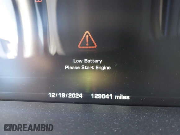 2016 Land Rover Range Rover Autobiography with VIN SALGV2EF5GA303264, listed as a IAAI auction lot 41133721 with 129,041 mi miles and . Bid and sale history available at DreamBid. Image 16.