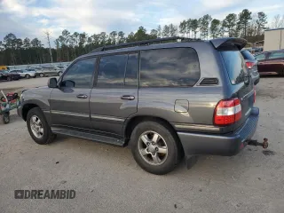 2006 Toyota Land Cruiser with VIN JTEHT05J962083786, listed as a Copart auction lot 84696924 with 210,483 mi miles and Salvage Title. Bid and sale history available at carsss.com. Image 2.