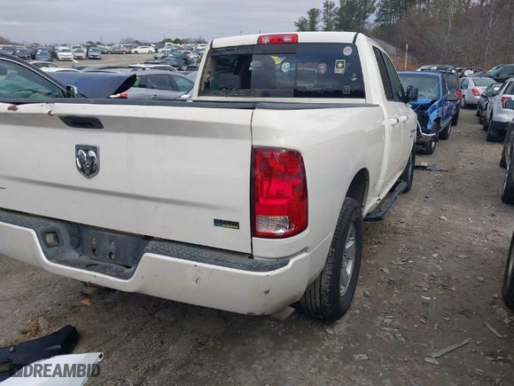 2009 Dodge Ram 1500 SLT with VIN 1D3HB18P99S802477, listed as a IAAI auction lot 41138943 with 178,463 mi miles. Bid and sale history available at carsss.com. Image 4.