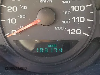 2001 Dodge Neon Highline z VIN 1B3ES46C81D206638, wystawiony jako IAAI lot #41437773 z przebiegiem 183 174 mil mil oraz . Historia ofert i sprzedaży dostępna na DreamBid. Obrazek 12.