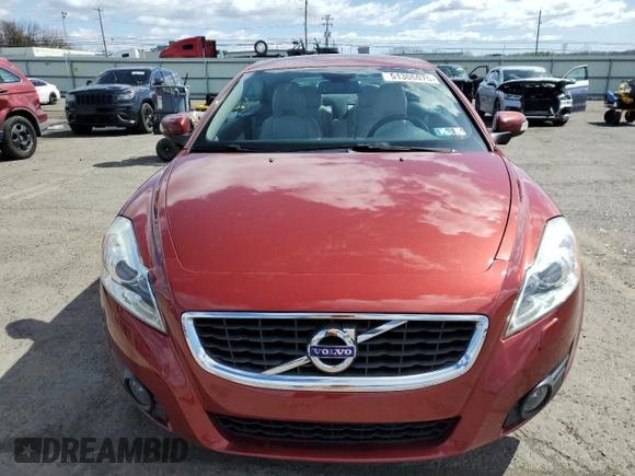 2012 Volvo C70 T5 with VIN YV1672MC8CJ126119, listed as a Copart auction lot 51306075 with 90,679 mi miles and Salvage Title. Bid and sale history available at carsss.com. Image 5.