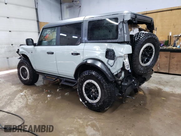 2024 Ford Bronco Big Bend with VIN 1FMDE7BH2RLA40943, listed as a Copart auction lot 46072505 with 17,077 mi miles and Non Repairable. Bid and sale history available at DreamBid. Image 2.