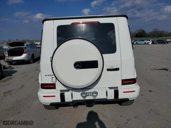 2020 Mercedes-Benz G-Class G 550 with VIN WDCYC6BJXLX334383, listed as a Copart auction lot 82628574 with 43,299 mi miles and Salvage Title. Bid and sale history available at carsss.com. Image 6.