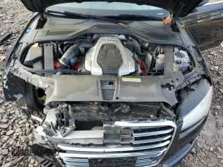 2018 Audi A8 L with VIN WAU44AFD3JN000839, listed as a Copart auction lot 81903394 with 133,696 mi miles and Salvage Title. Bid and sale history available at carsss.com. Image 11.
