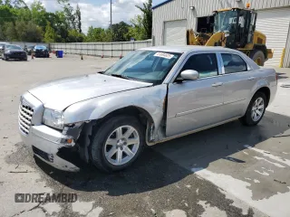 2006 Chrysler 300 Touring with VIN 2C3KA53G76H509314, listed as a Copart auction lot 51694825 with 112,318 mi miles and Salvage Title. Bid and sale history available at carsss.com. Image 1.