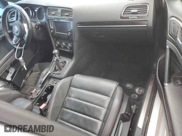 2016 Volkswagen GTI Autobahn z VIN 3VW547AU0GM031466, wystawiony jako Copart lot #47999525 z przebiegiem Nie podano mil oraz Szkoda całkowita • Salvage title. Historia ofert i sprzedaży dostępna na DreamBid. Obrazek 8.