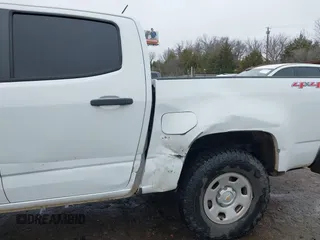 2016 Chevrolet Colorado 4WD WT with VIN 1GCGTBE34G1330488, listed as a IAAI auction lot 41500876 with 209,598 mi miles. Bid and sale history available at carsss.com. Image 6.