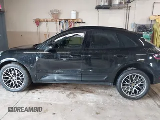 2018 Porsche Macan with VIN WP1AA2A55JLB03680, listed as a IAAI auction lot 41651251 with 150,329 mi miles and . Bid and sale history available at DreamBid. Image 14.