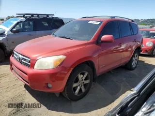 2008 Toyota RAV4 Limited с VIN JTMBK34V785045946, выставлен на аукционе Copart как лот 57645365 с пробегом 180 864 миль миль и Списание • Salvage title. История ставок и продаж доступна на DreamBid. Изображение 1.
