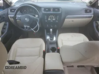 2013 Volkswagen Jetta TDI w/Premium с VIN 3VWLL7AJ6DM228797, выставлен на аукционе Copart как лот 58207945 с пробегом 147 645 миль миль и Чистый • Clean title. История ставок и продаж доступна на DreamBid. Изображение 8.