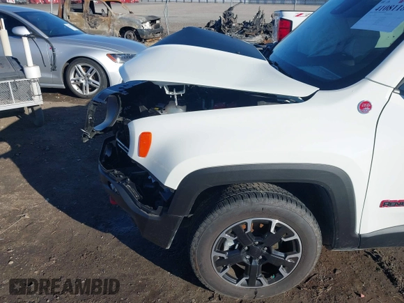 2023 Jeep Renegade Trailhawk with VIN ZACNJDC17PPP43822, listed as a IAAI auction lot 41081187 with 9,256 mi miles and . Bid and sale history available at DreamBid. Image 18.
