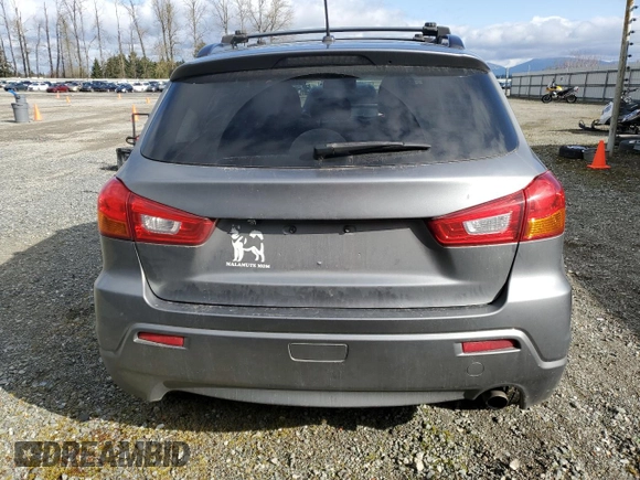 2012 Mitsubishi Outlander SE with VIN JA4AR4AU8CZ005573, listed as a Copart auction lot 51875805 with 124,038 mi miles and Clean title. Bid and sale history available at DreamBid. Image 6.
