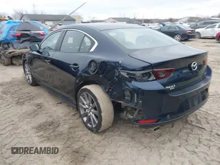 2019 Mazda 3 Select with VIN JM1BPBAM4K1138400, listed as a IAAI auction lot 41488458 with 39,913 mi miles and . Bid and sale history available at DreamBid. Image 3.